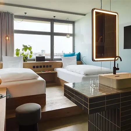 Hotel 25hours Bikini 4*