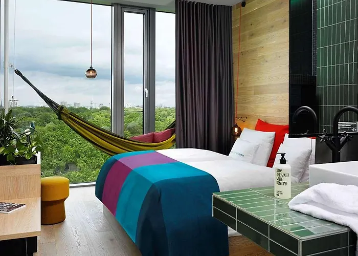 25アワーズ ビキニ