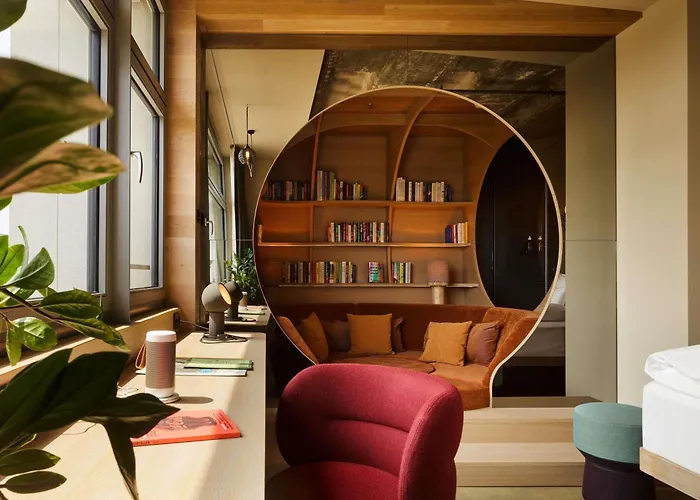 25アワーズ ビキニ ホテル ベルリン