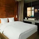 Hotel 25hours Bikini 4*