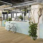 Hotel 25hours Bikini