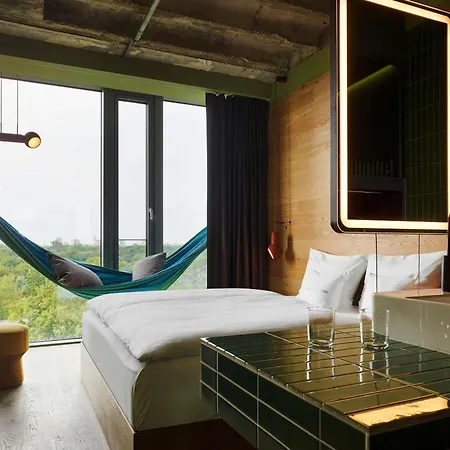 Hotell 25hours Bikini Berlin