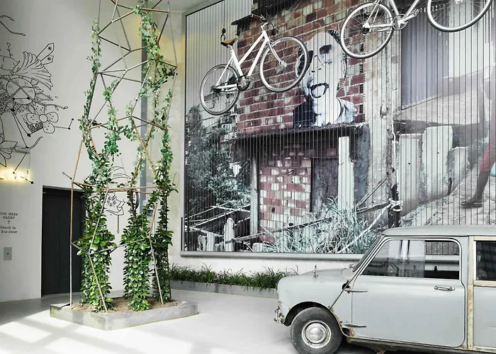 25アワーズ ビキニ 4* ベルリン