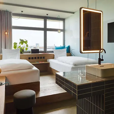 Hotel 25hours Bikini 4*