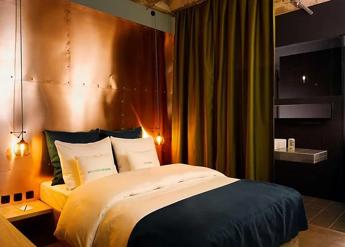 فندق 25 هورس هوتل بيكيني 4*